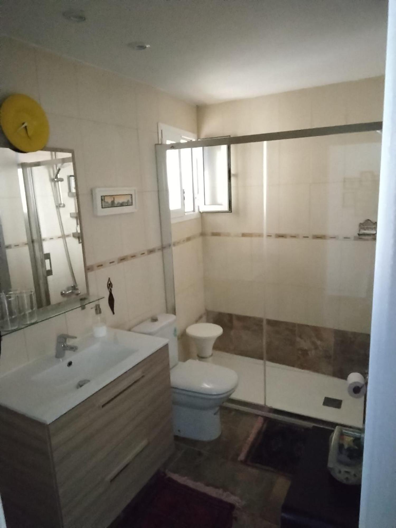 Alojamiento Tahri Torremolinos Bagian luar foto
